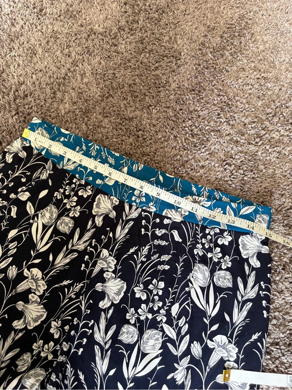 Susan Graver Navy and White Floral Pants with Teal Trim - Picture 5 of 7